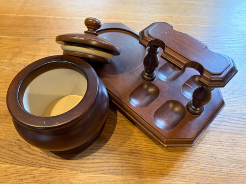 Wooden tobacco jar and - wooden, pipe