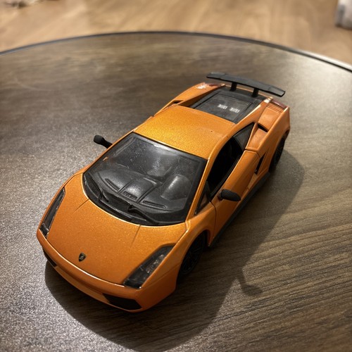 Bburago lamborghini - 1:24,