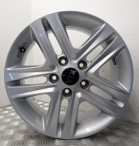 Kia ceed silver alloy - kia,