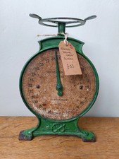 Mid century vintage Salter racing green scales