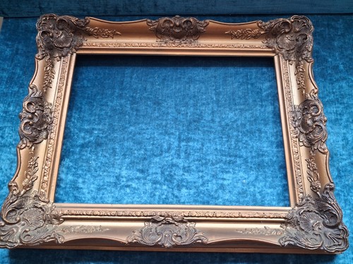 Picture frame heavy gold - heavy,