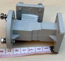 DOUBLE LNB WAVEGUIDE ADAPTER