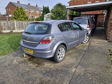 Breaking Vauxhall Astra H 1.8
