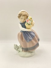 Lladro 5223 Spring Is Here