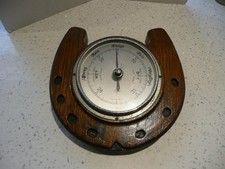 VINTAGE-OAK-HORSESHOE-ANEROID
