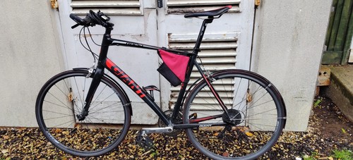 Giant rapid hybrid - 3, bike