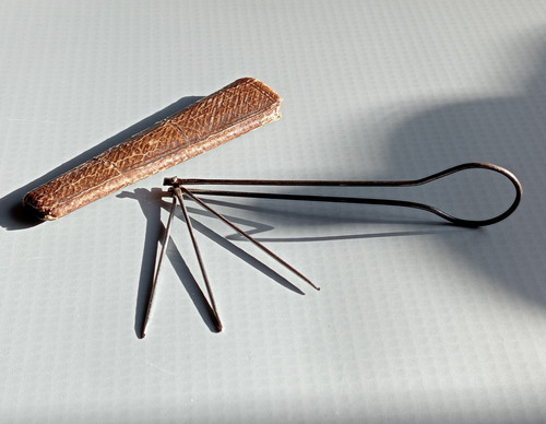 Antique crochet tool fine - antique,