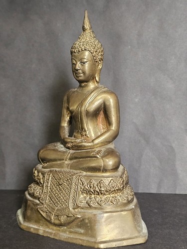 Antique thai bronze - thai, buddha