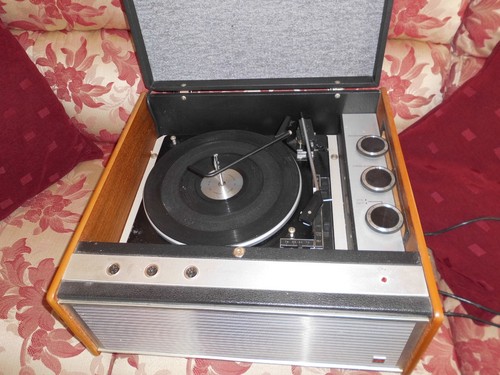 Murphy retro portable record - portable,