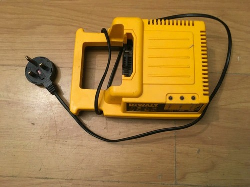 Dewalt de9000 charger 28v 36v - dewalt,
