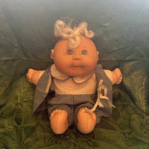 Cabbage patch doll - cabbage, 12”