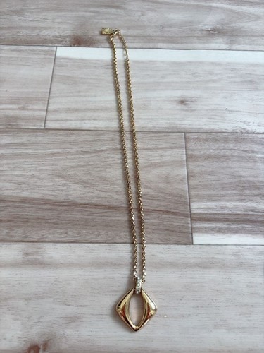 Ysl yves saint laurent - saint,