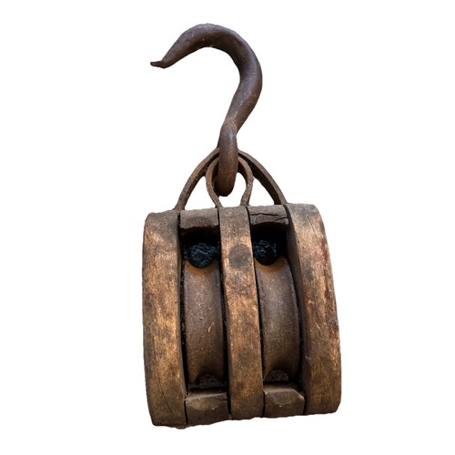 Vintage block tackle pulley - &,