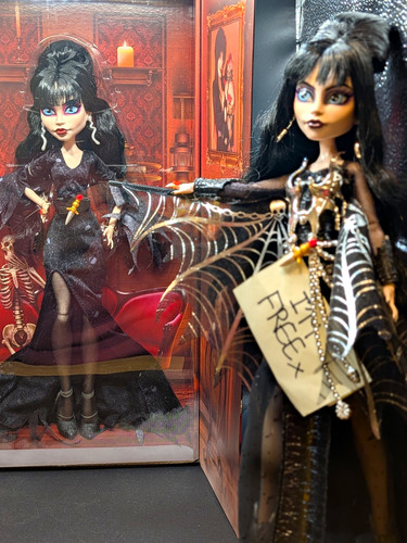 Monster high skullector elvira - monster,