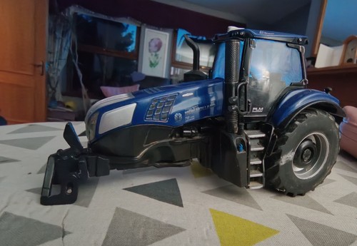 Britians new holland 435 - britians,