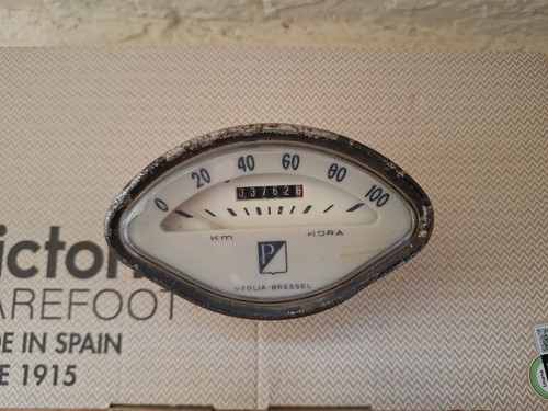 Vespa original odometer - vespa,,