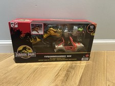 Jurassic Park Classic '93 Tyrannosaurus Rex Off-Road Tracker Pack