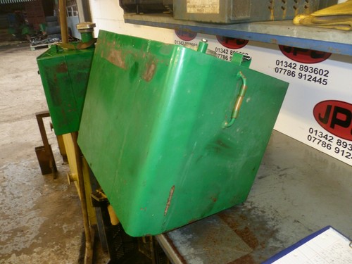 Hydraulic oil tank - , ransomes