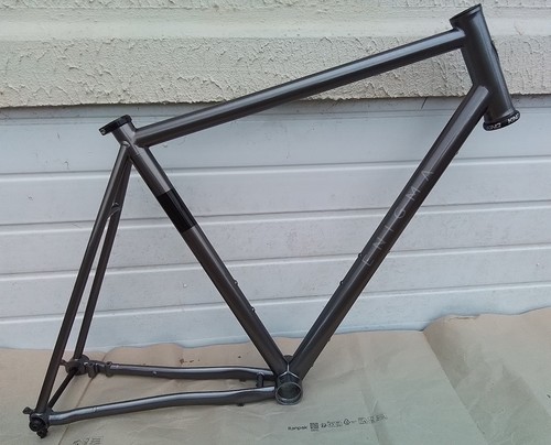 Enigma esker titanium - esker,