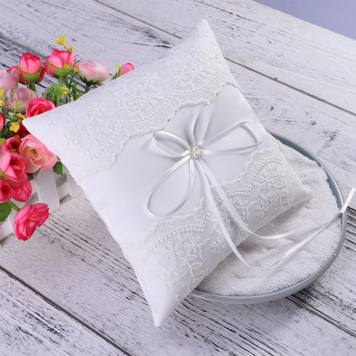 Wedding ring bearer - bearer, pillow