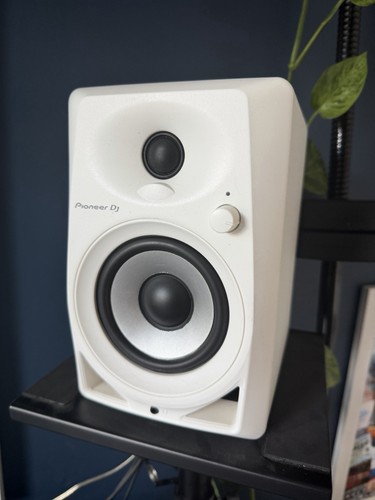 Pioneer w active - w,