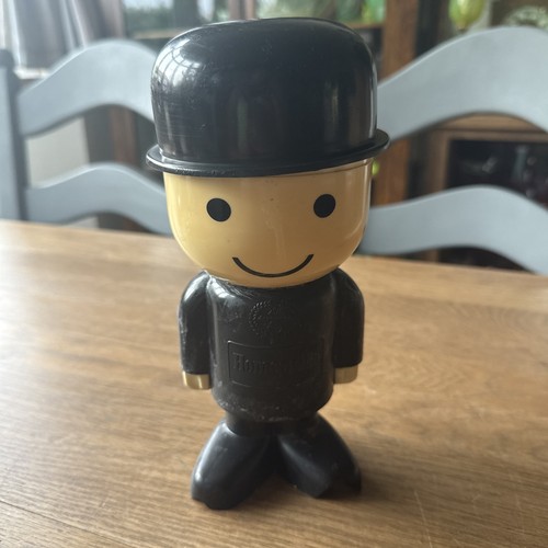 Fred flour shaker - fred, holder