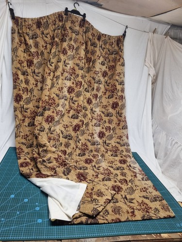 Pair lined tapestry weave - lined,