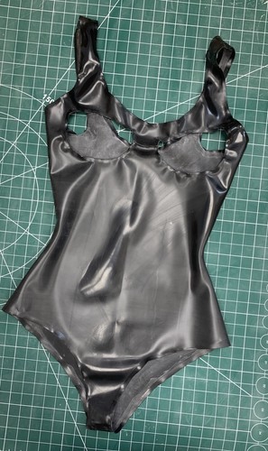 Latex rubber leotard - 12,