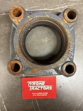 NEW HOLLAND TS115 PTO RETAINER COVER 83998424 E9NNN759BA 40 Series