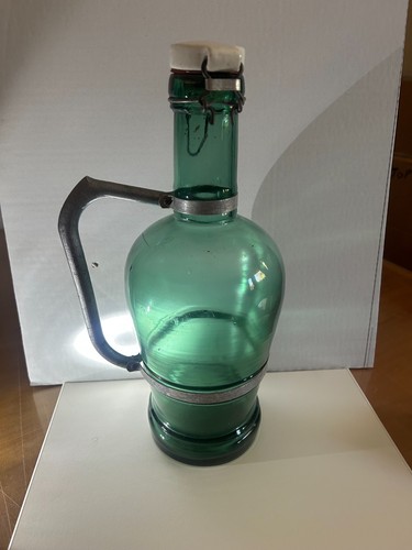 Vintage artisan green glass - green,