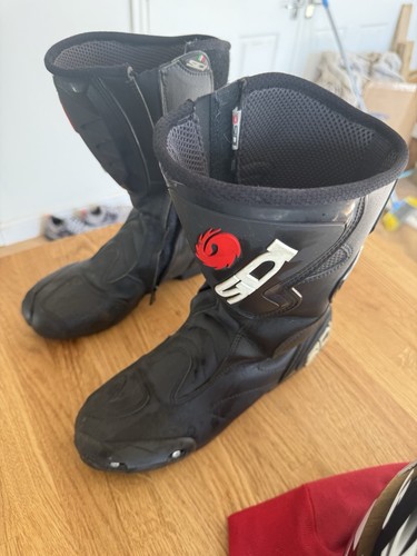 Sidi motorbike boots - motorbike,