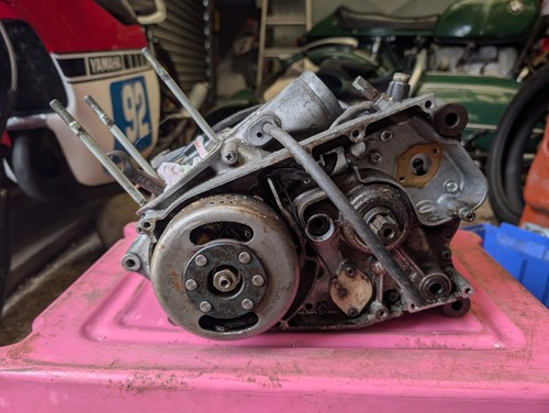 Suzuki gp100 engine bottom - gp100,