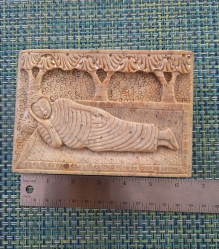 Carved soapstone lided box - soapstone,