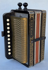 Lovely Vintage Hohner German 10-Button 2 Bass Melodion Accordion