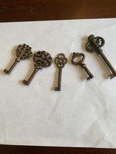 Rare Antique Solid Brass Ornamental Skeleton Keys Very Rare Set Of 5