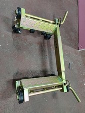 PAIR OF 360 SELF-JACKING