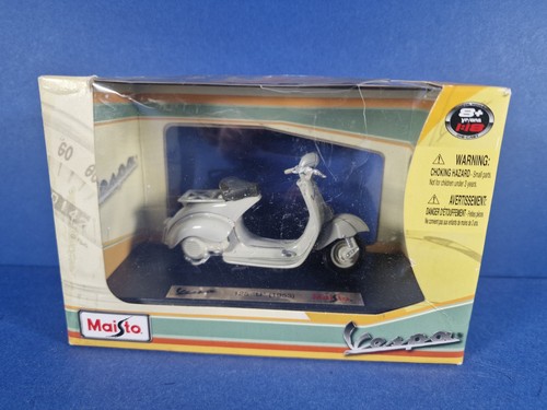 White maisto vespa - maisto,