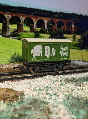 Vintage hornby gauge model - oo,