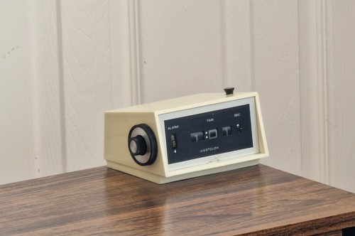 Westclox flip clock - westclox,