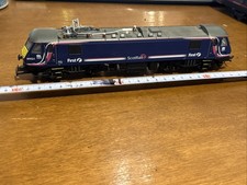 Hornby (OO) R3053 Class 90 Locomotive No 90021 EWS/SCOTRAIL First livery. AD