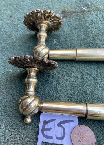 Of2 59cm cast brass towel - of2,