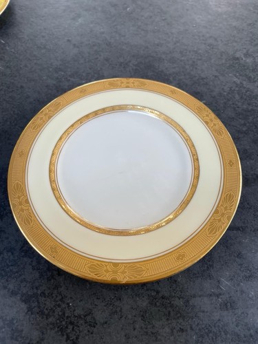 Royal worcester diana - royal,