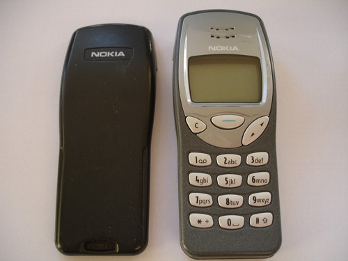 Grey nokia 3210 mobile phone - mobile,