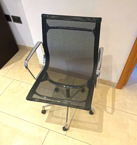 Genuine charles eames - genuine, black