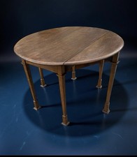 Small Antique Oak Art Deco Drop Leaf Dining / Kitchen Table Round