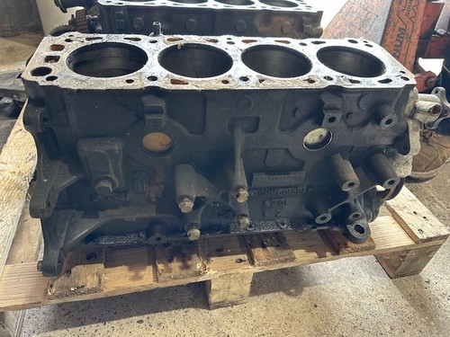 Ford pinto engine block - pinto, 2.0