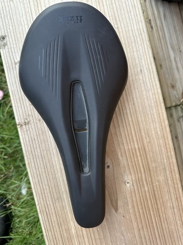 Fizik vento argo saddle - fizik,