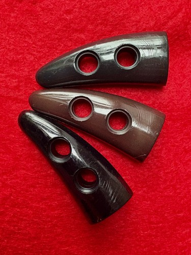 Tooth shaped horn - tooth,