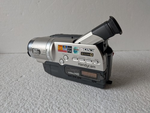Sony handycam ccd tr748e - sony, hi8