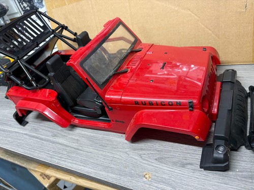 Used rc rock crawler - used,